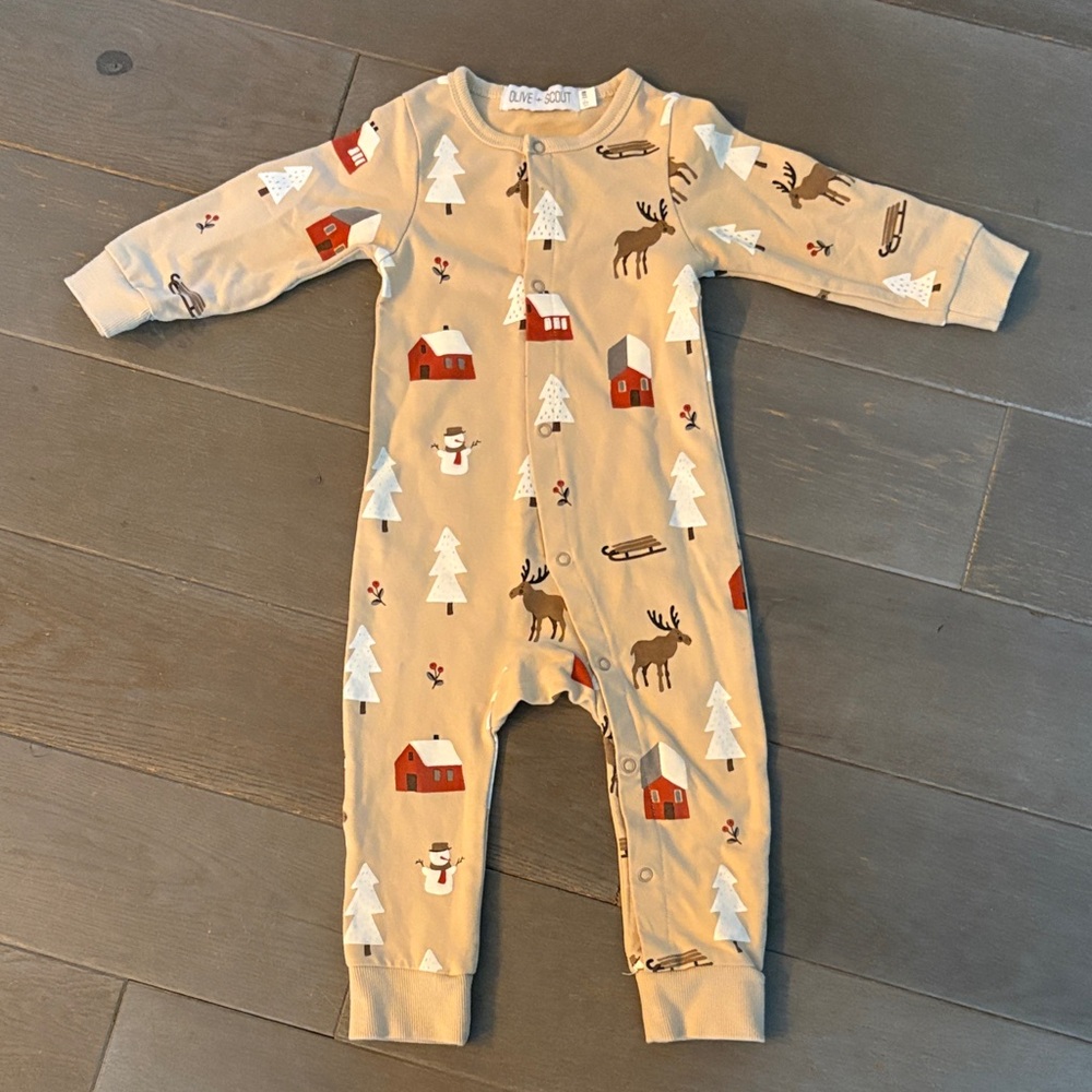 Charming Holiday Print Kids Pajamas